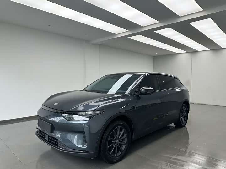 Photo 1 - Leapmotor C11