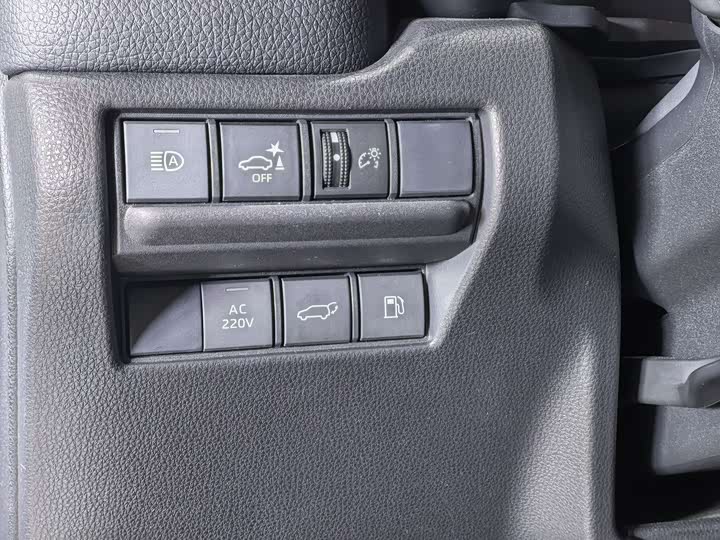 Фото 9 - Toyota Prado