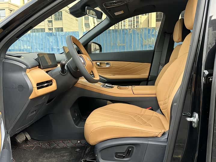 Photo 4 - Geely Galaxy Starship 7