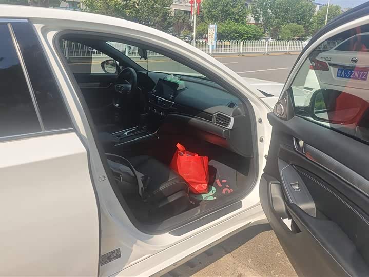 Фото 8 - Honda Inspire