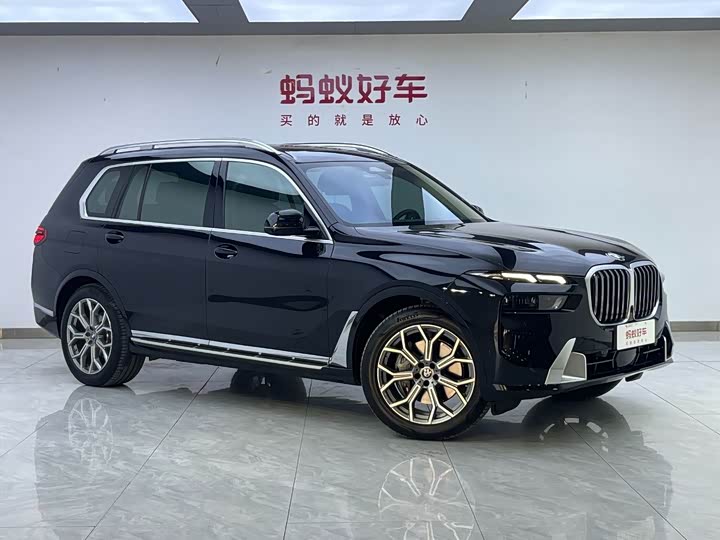 Фото 3 - BMW X7