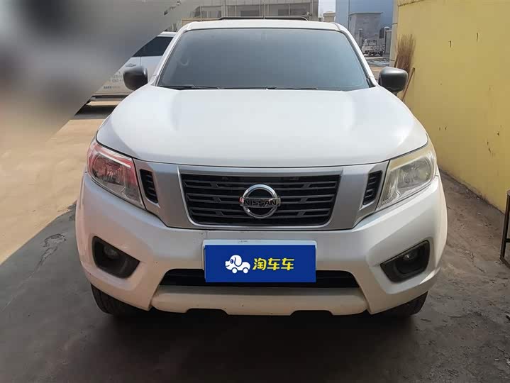 Фото 2 - Nissan Navara