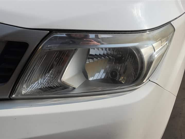 Фото 5 - Nissan Navara