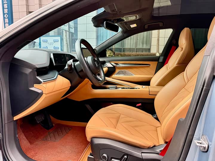 Фото 4 - Zeekr 001