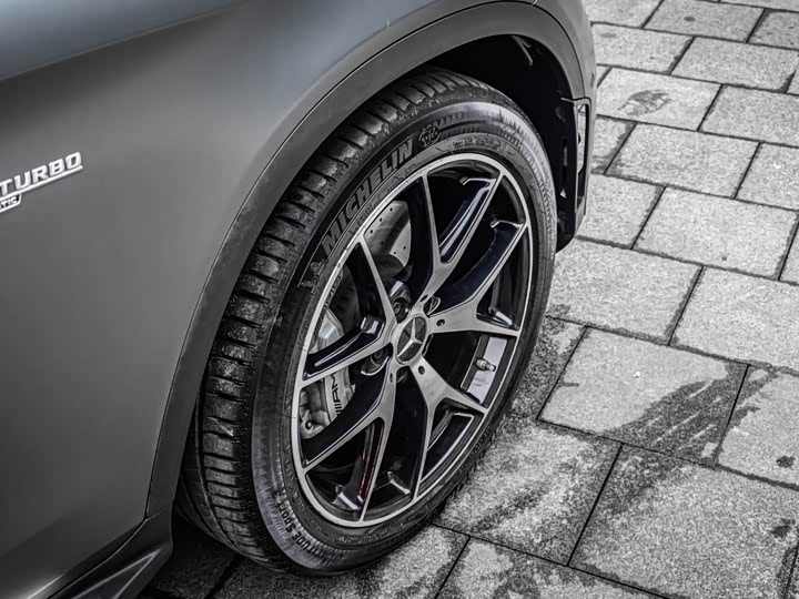 Фото 9 - Mercedes-Benz GLC-Class AMG