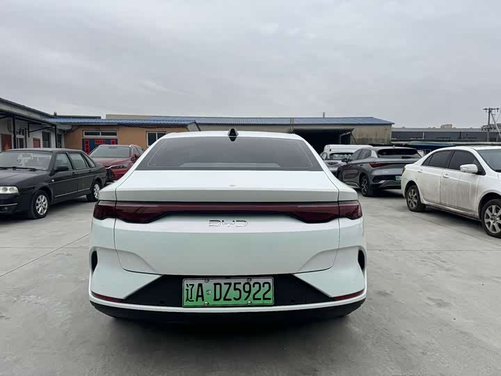 Фото 9 - BYD Qin L
