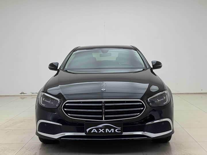 Photo 2 - Mercedes-Benz E-Class