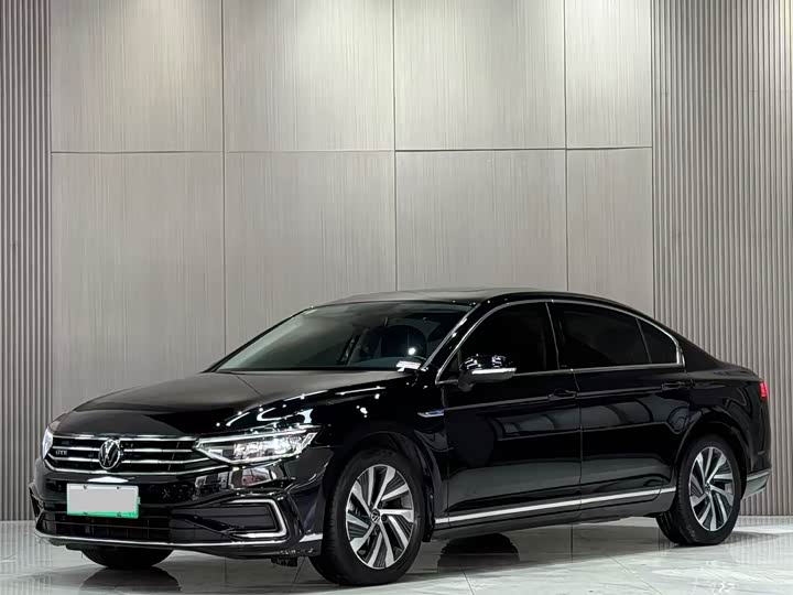 Фото 1 - Volkswagen Magotan GTE Hybrid