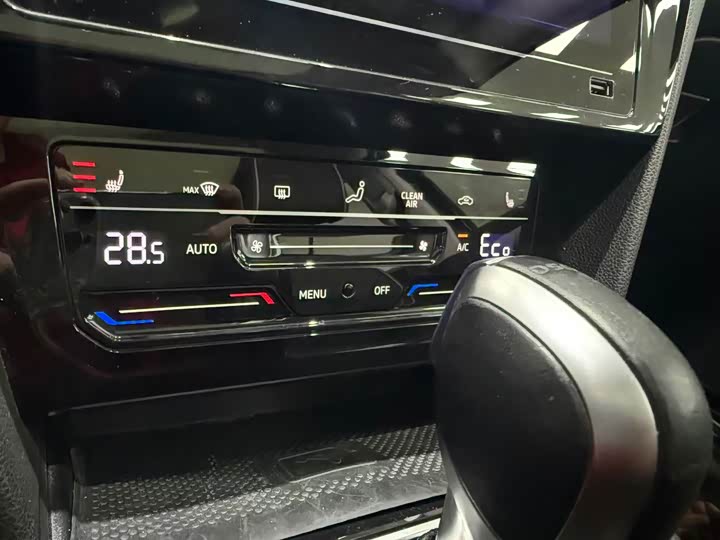 Фото 8 - Volkswagen Magotan GTE Hybrid