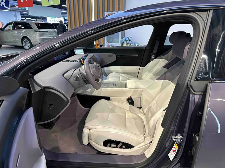 Фото 9 - Avatr 12