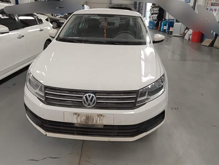 Фото 2 - Volkswagen Santana