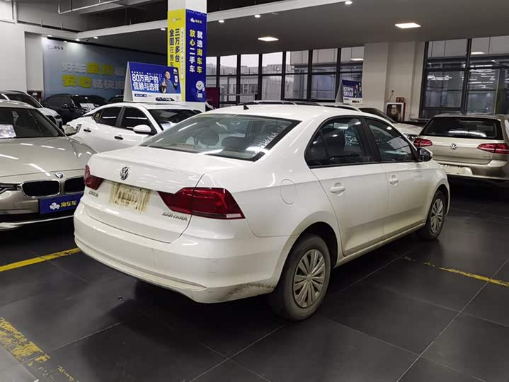 Фото 3 - Volkswagen Santana