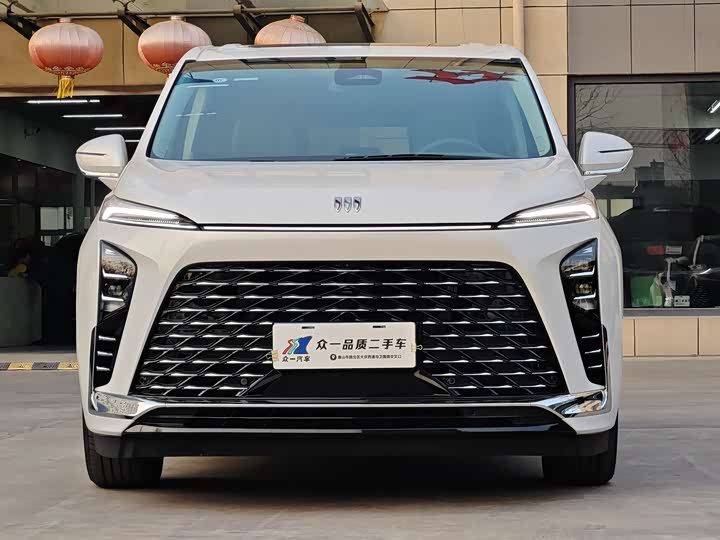 Фото 2 - Buick GL8 Hybrid