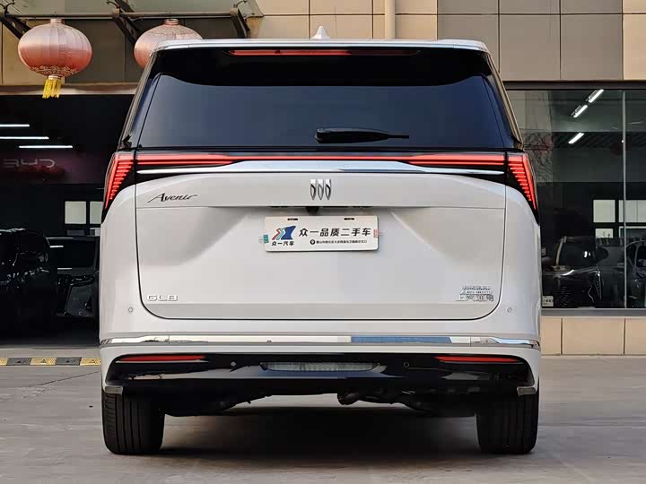 Фото 6 - Buick GL8 Hybrid