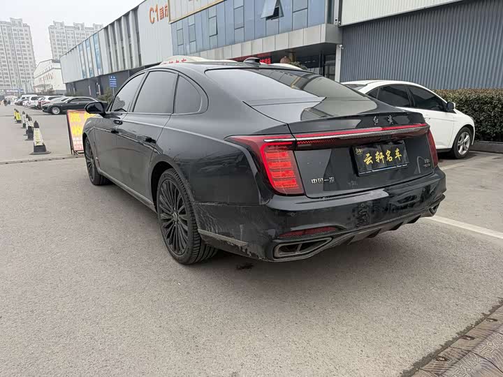 Фото 8 - Hongqi H9