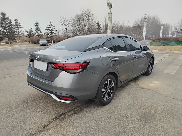 Фото 4 - Nissan Sylphy