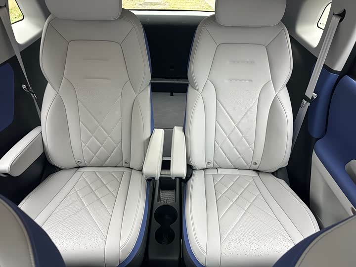 Фото 7 - BAIC Arcfox Kaola