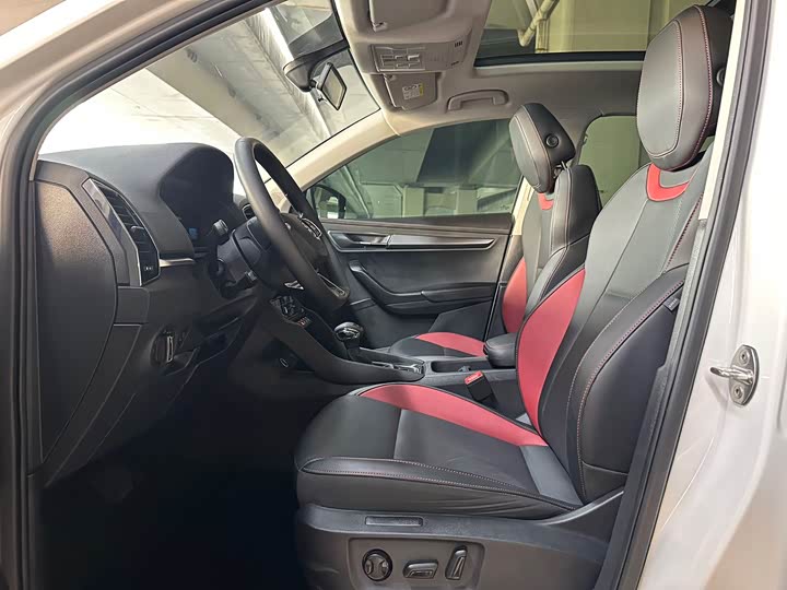 Photo 4 - Skoda Karoq