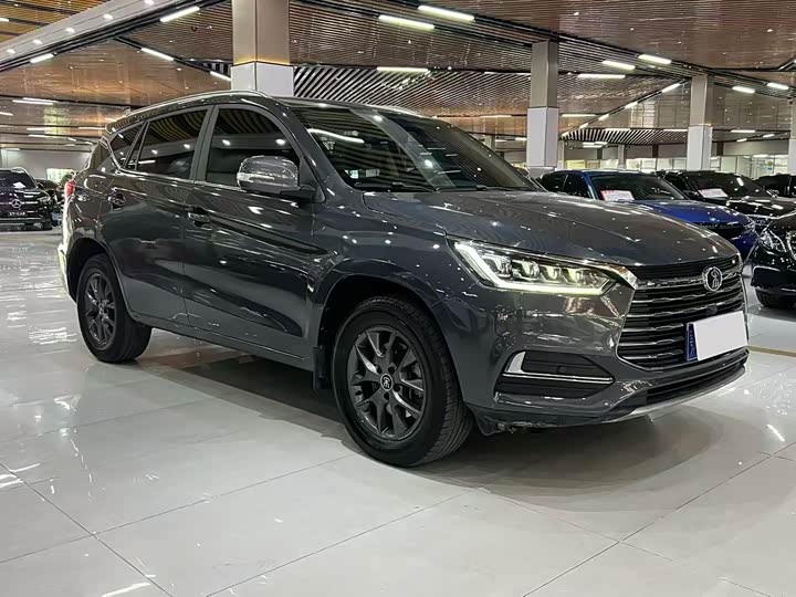 Фото 2 - BYD Song