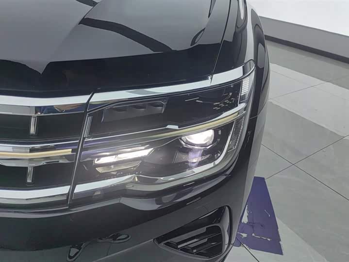 Photo 5 - Volkswagen Teramont Pro