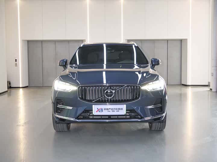 Фото 2 - Volvo XC60 Hybrid