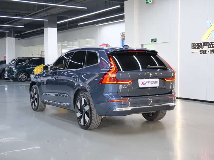 Фото 7 - Volvo XC60 Hybrid