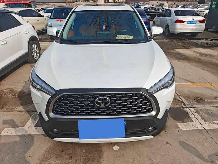 Фото 2 - Toyota Corolla Cross