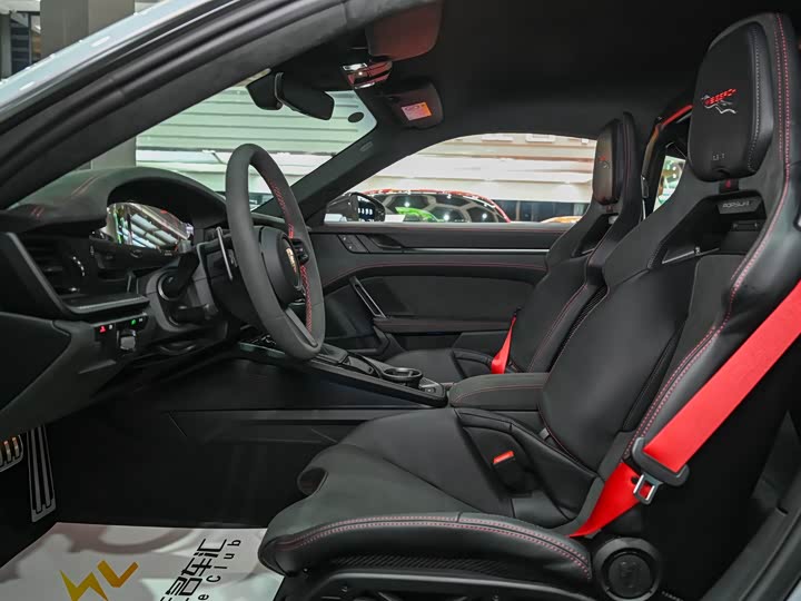 Фото 8 - Porsche 911