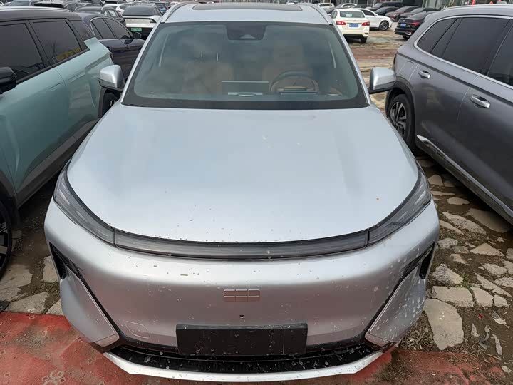 Фото 2 - Geely Galaxy Starship 7