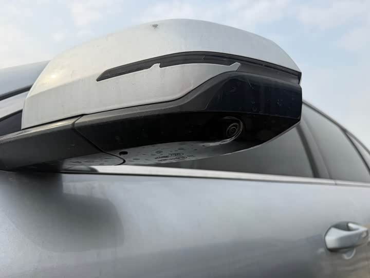 Фото 6 - Geely Galaxy Starship 7