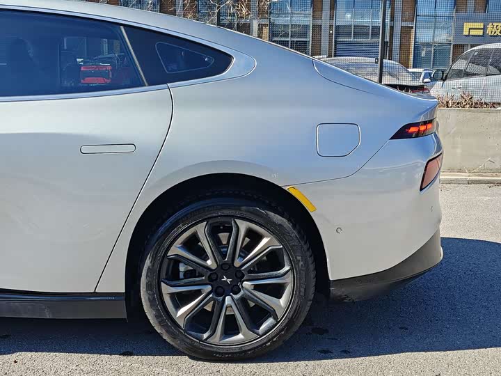 Фото 7 - XPeng P7