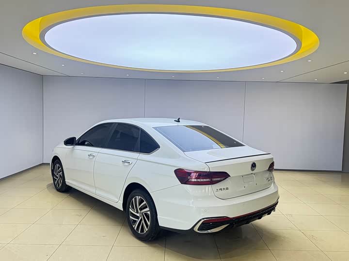 Photo 4 - Volkswagen Lavida