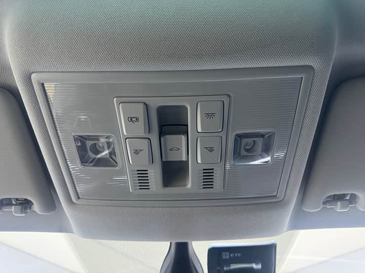 Photo 7 - Volkswagen Lavida