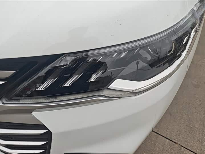 Фото 5 - Maxus G50