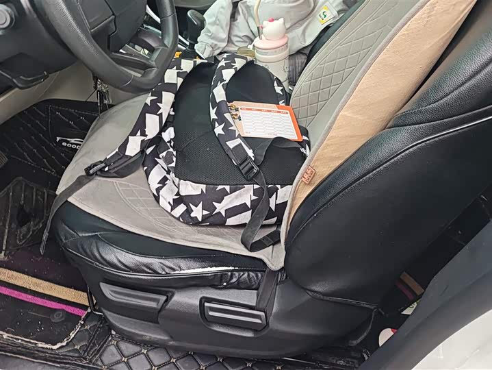 Фото 9 - Maxus G50