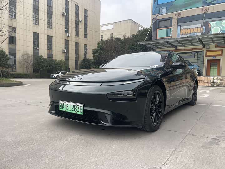 Фото 1 - XPeng P7