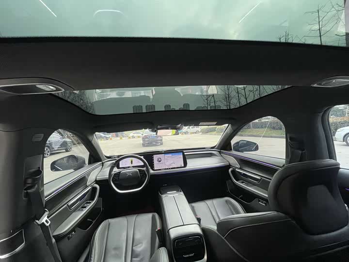 Фото 6 - XPeng P7