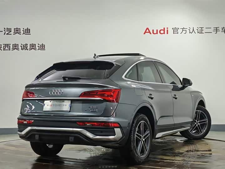 Фото 4 - Audi Q5L Sportback