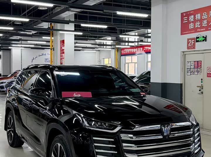 Фото 3 - Toyota Crown Kluger