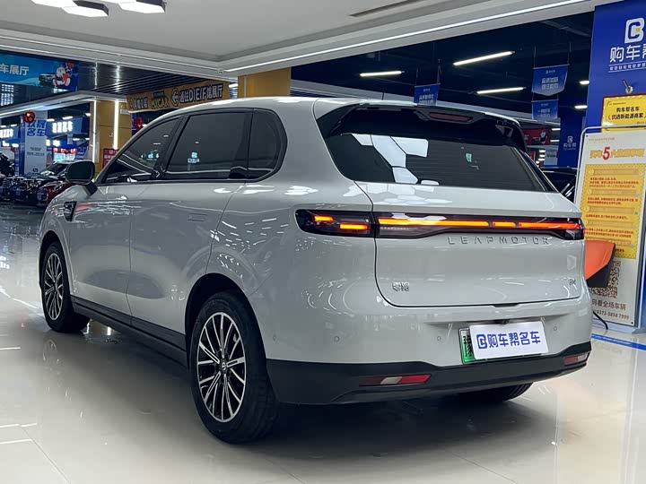 Фото 6 - Leapmotor B10