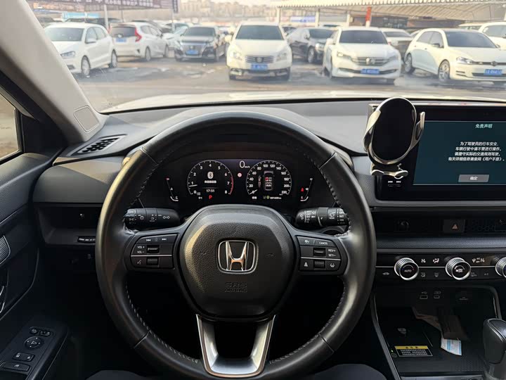 Фото 5 - Honda CR-V