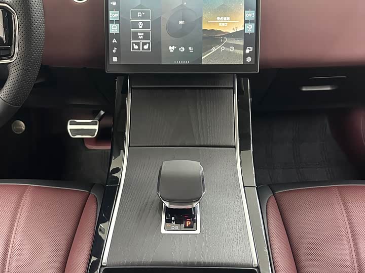 Фото 9 - Land Rover Range Rover Evoque L