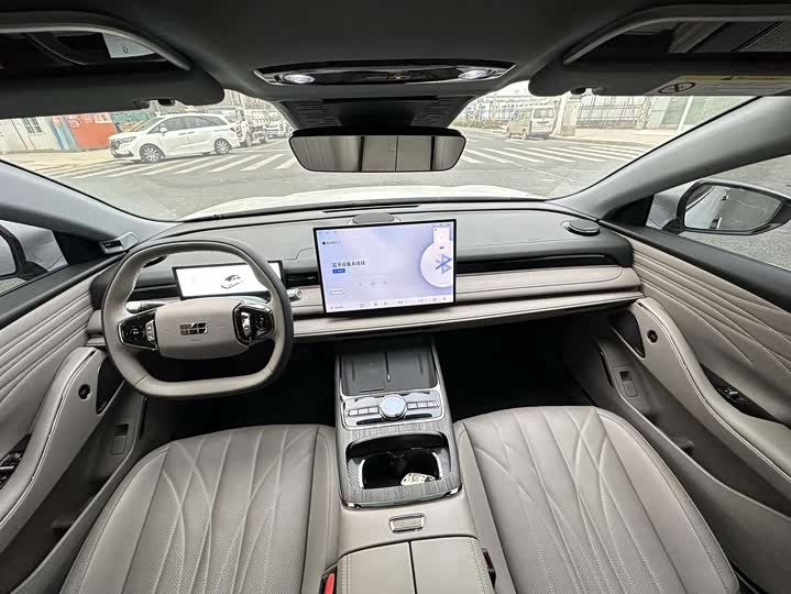 Фото 5 - Geely Galaxy Starshine 8 EM-i