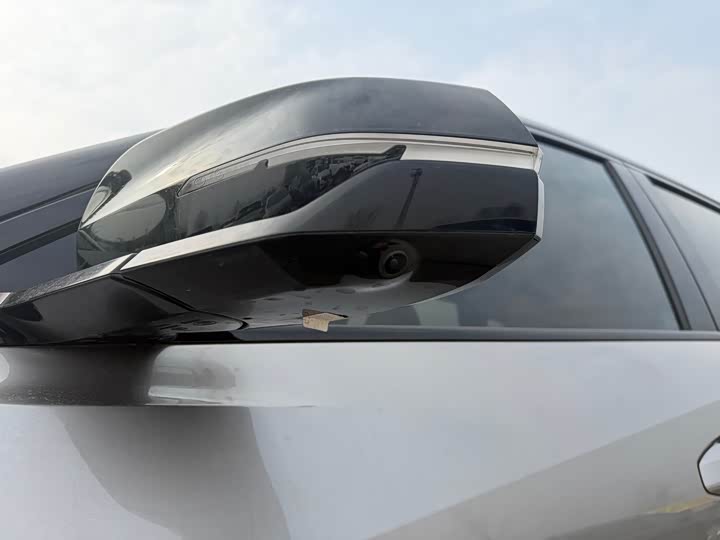 Фото 6 - Geely Galaxy L7