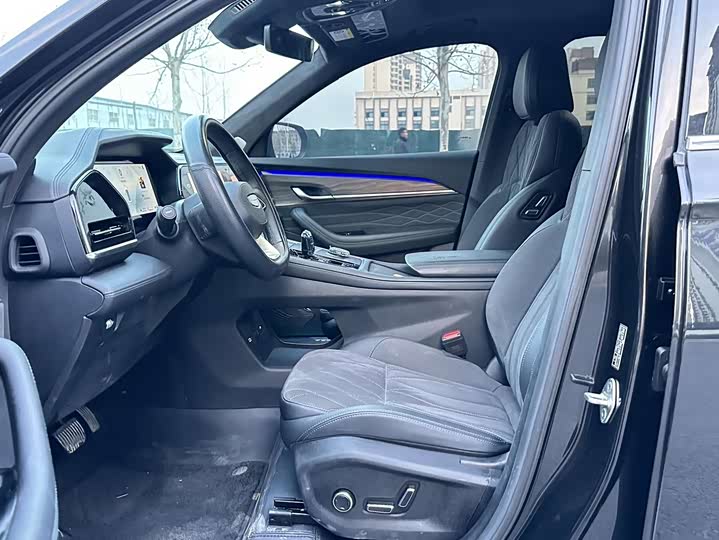 Photo 4 - Geely Monjaro