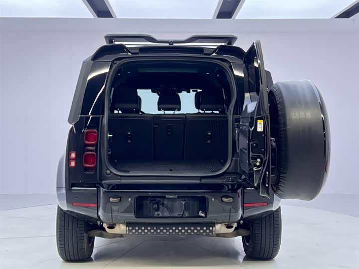 Фото 9 - Land Rover Defender