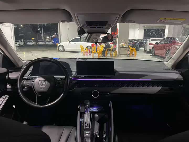 Фото 7 - Honda Accord