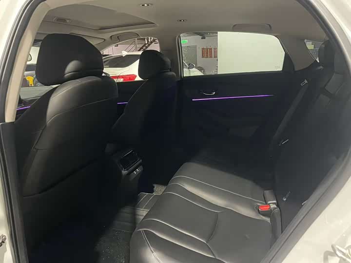 Фото 9 - Honda Accord