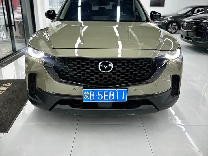 Фото 2 - Mazda CX-50