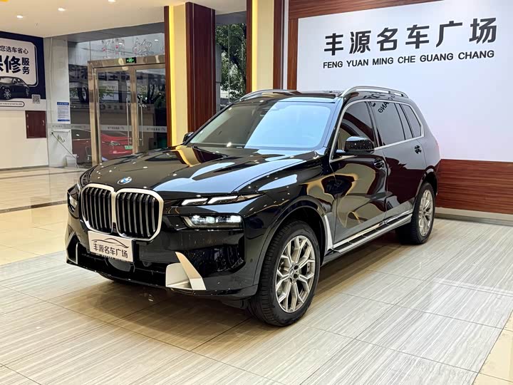 Фото 1 - BMW X7
